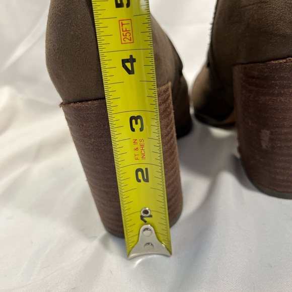 Report “JAEL” Brown Chunky Heeled Bootie - Picture 11 of 13